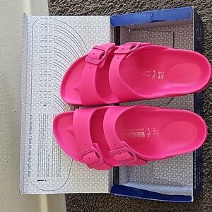 Like new Birkenstock Arizon EVA size 6
